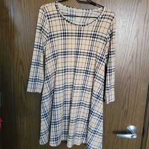 Preppy Black and Beige Plaid Polyester Swing Dress Size Medium